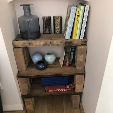 Lejlighed Beautiful, Well Positioned Flat In Clifton Wood