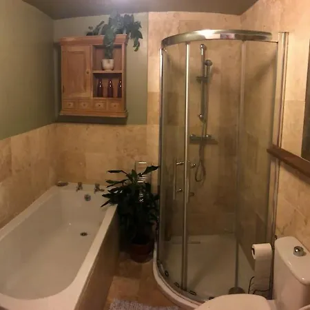 Lejlighed Beautiful, Well Positioned Flat In Clifton Wood