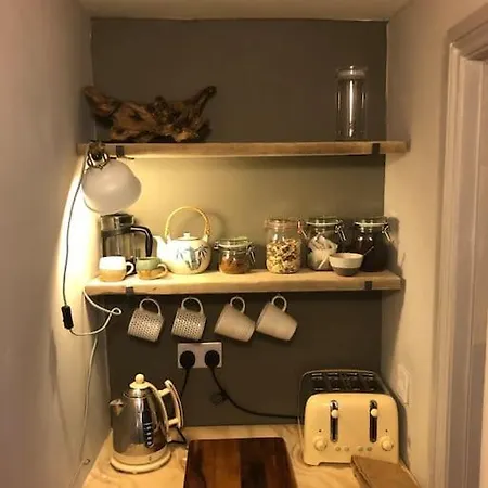 Beautiful, Well Positioned Flat In Clifton Wood Apartamento *